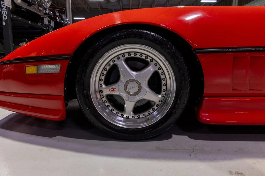 1984 Chevrolet Corvette C4 - Image 24 of 31