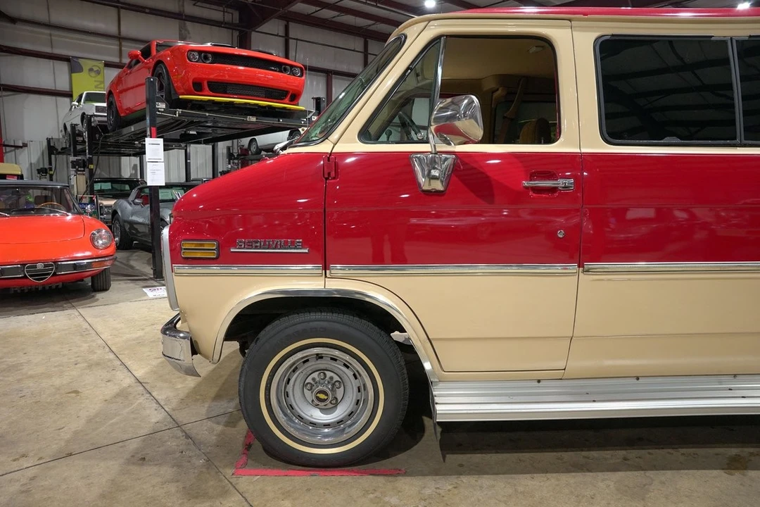 1984 Chevrolet G-Series Van - Image 3 of 12