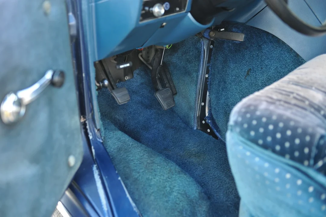 1984 Chevrolet G-Series Van - Image 17 of 30