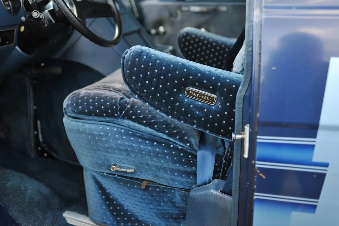 1984 Chevrolet G-Series Van - Image 18 of 30