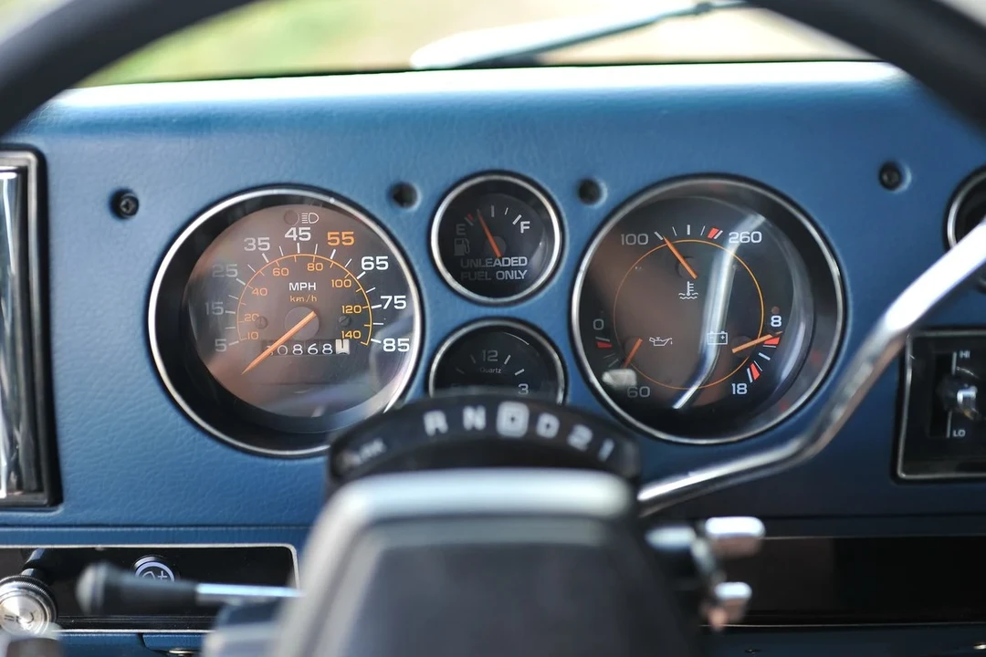 1984 Chevrolet G-Series Van - Image 22 of 30