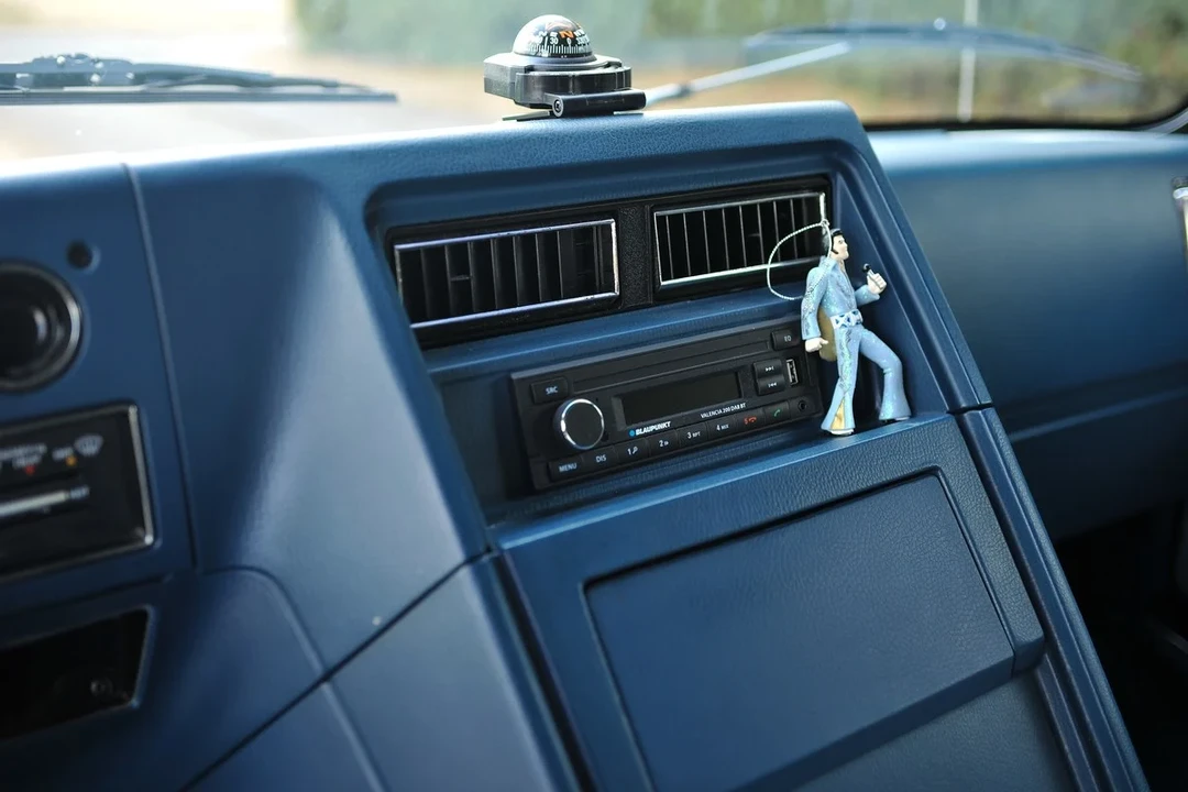 1984 Chevrolet G-Series Van - Image 24 of 30