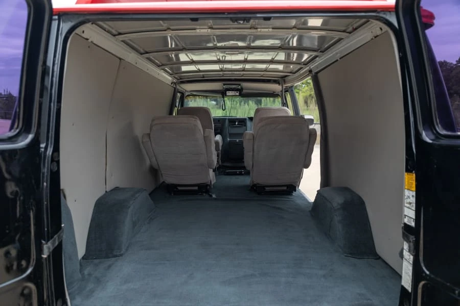 1984 Chevrolet G-Series Van - Image 20 of 29