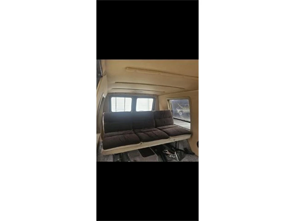 1984 Chevrolet G-Series Van - Image 6 of 17