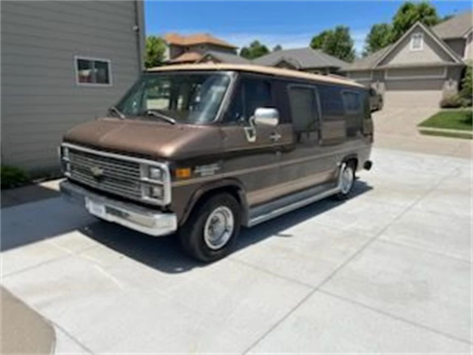 1984 Chevrolet G-Series Van - Image 2 of 17