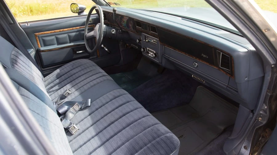 1984 Chevrolet Impala 6th Gen - Image 5 of 12