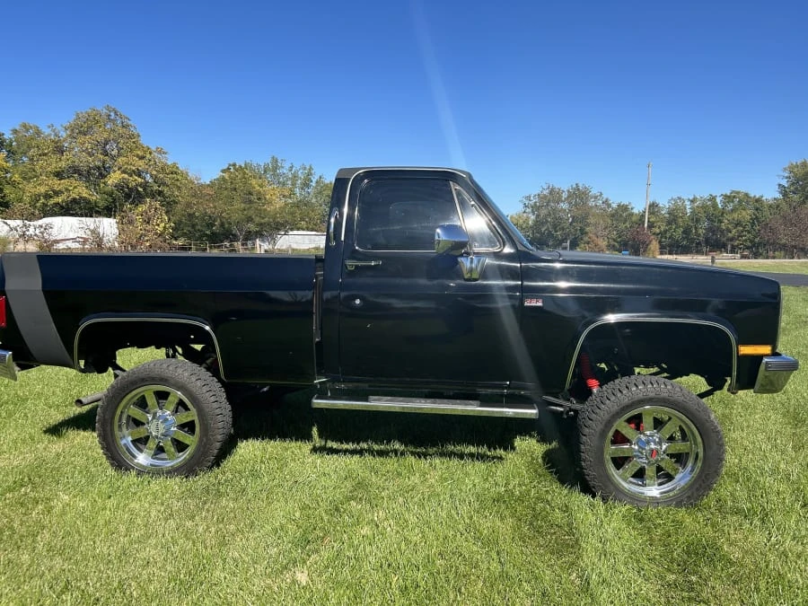 1984 Chevrolet C/K 3rd Gen - Image 2 of 10