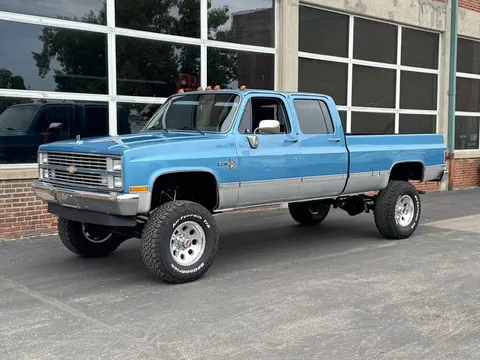 1984 Chevrolet K30 Pickup