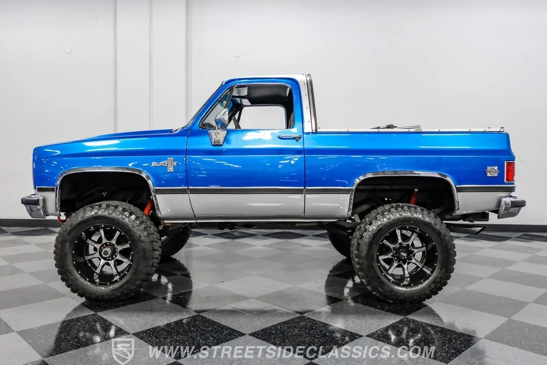 1984 Chevrolet K5 Blazer 2nd Gen - Image 2 of 21