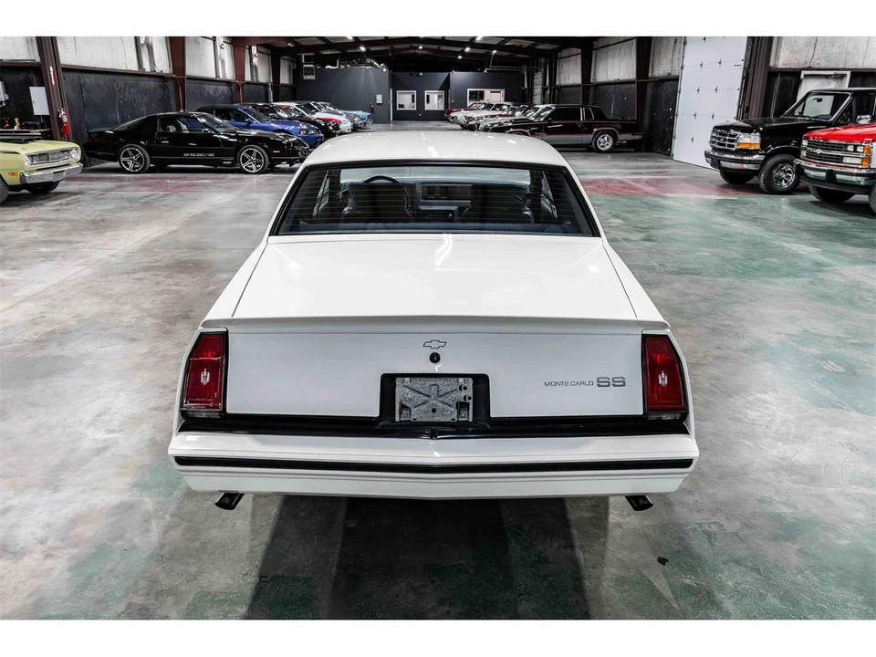 1984 Chevrolet Monte Carlo 4th Gen - Image 4 of 24