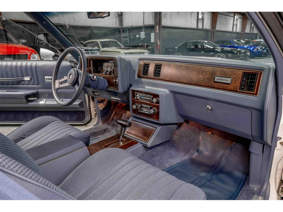 1984 Chevrolet Monte Carlo 4th Gen - Image 17 of 24