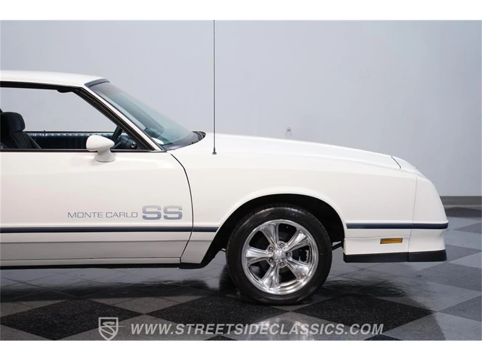 1984 Chevrolet Monte Carlo 4th Gen - Image 24 of 31