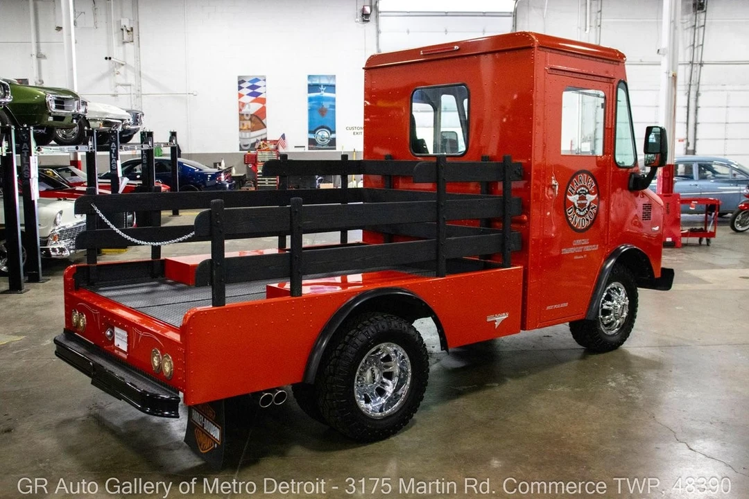 1984 Chevrolet - Image 7 of 31