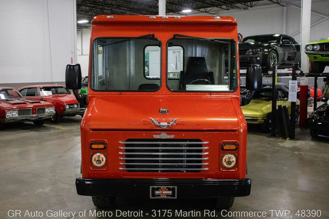 1984 Chevrolet - Image 11 of 31