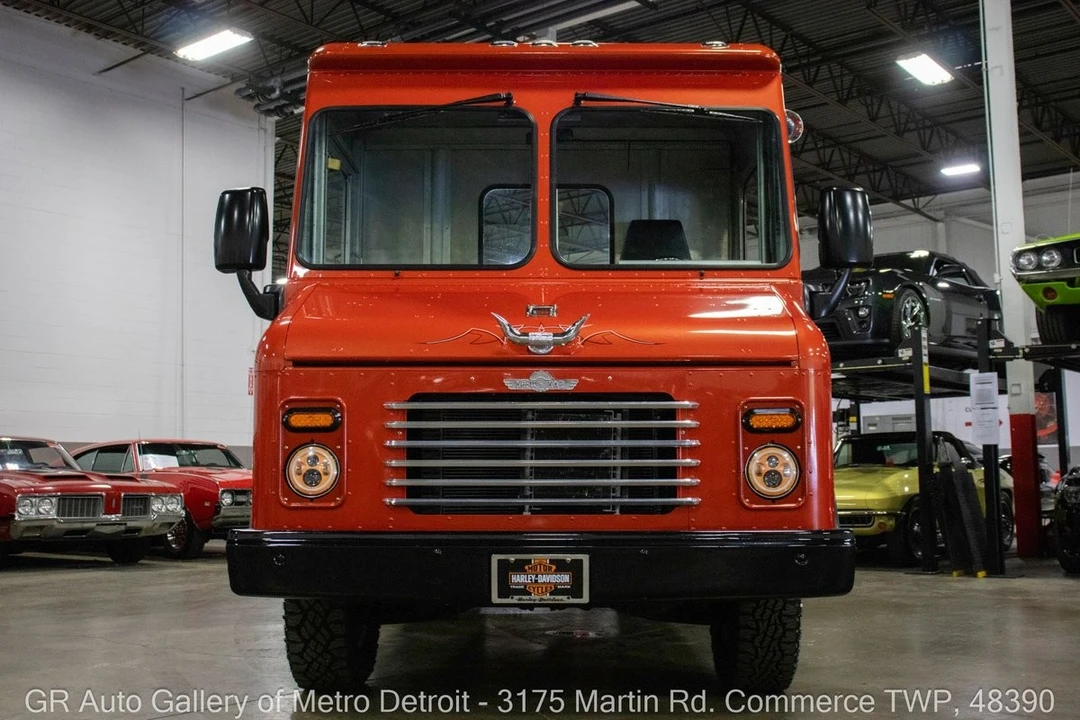1984 Chevrolet - Image 12 of 31