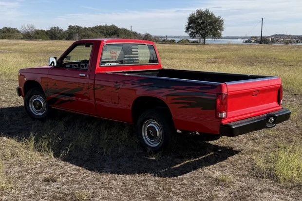 1984 Chevrolet S-10 - Image 2 of 7