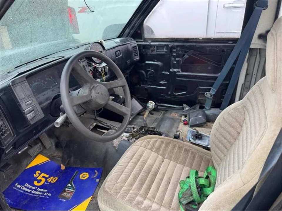 1984 Chevrolet S-10 - Image 3 of 6