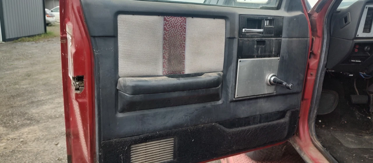 1984 Chevrolet S-10 - Image 14 of 18