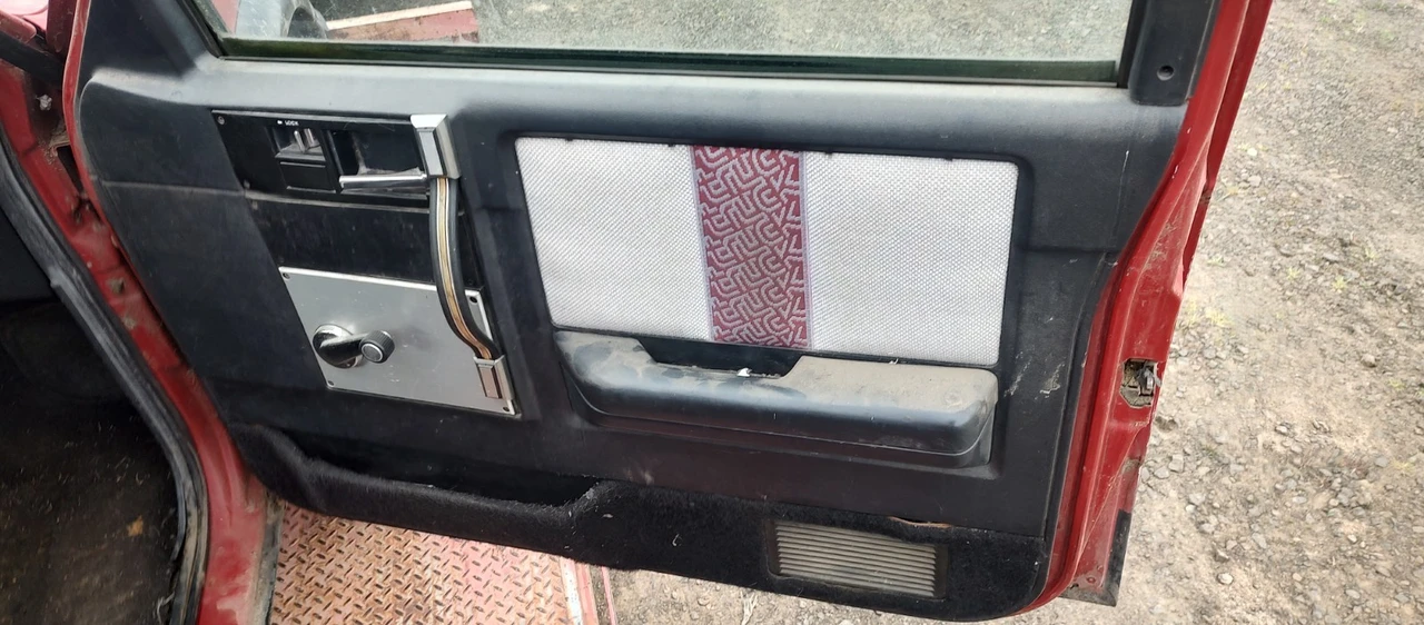 1984 Chevrolet S-10 - Image 12 of 18