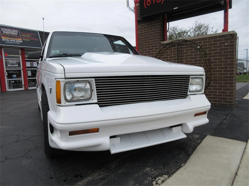 1984 Chevrolet S-10 Blazer 1st Gen - Image 3 of 31
