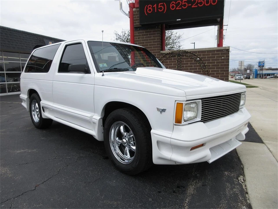 1984 Chevrolet S-10 Blazer 1st Gen - Image 4 of 31