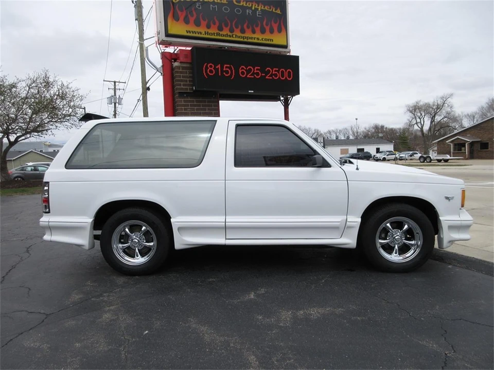 1984 Chevrolet S-10 Blazer 1st Gen - Image 6 of 31