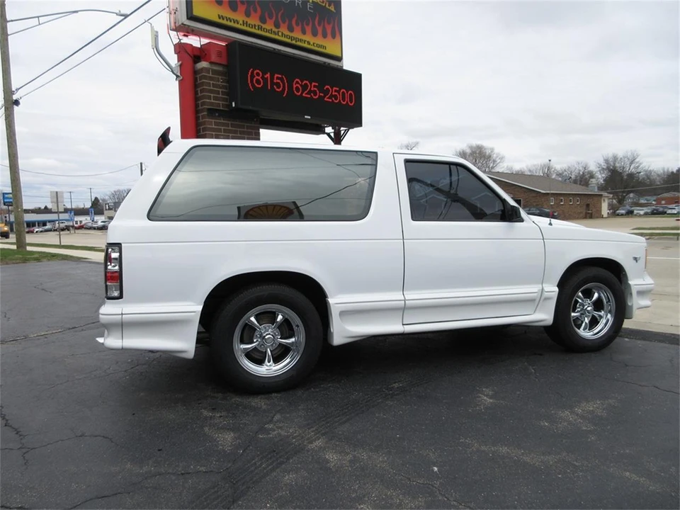 1984 Chevrolet S-10 Blazer 1st Gen - Image 7 of 31