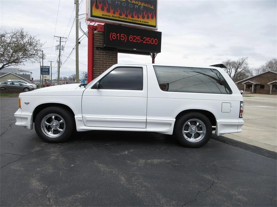 1984 Chevrolet S-10 Blazer 1st Gen - Image 15 of 31