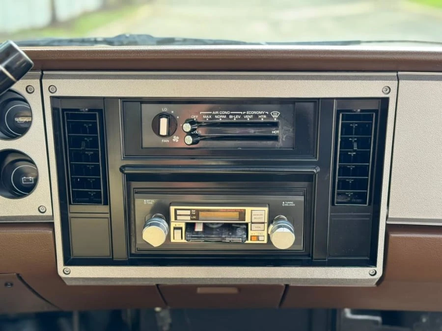 1984 Chevrolet S-10 - Image 21 of 31