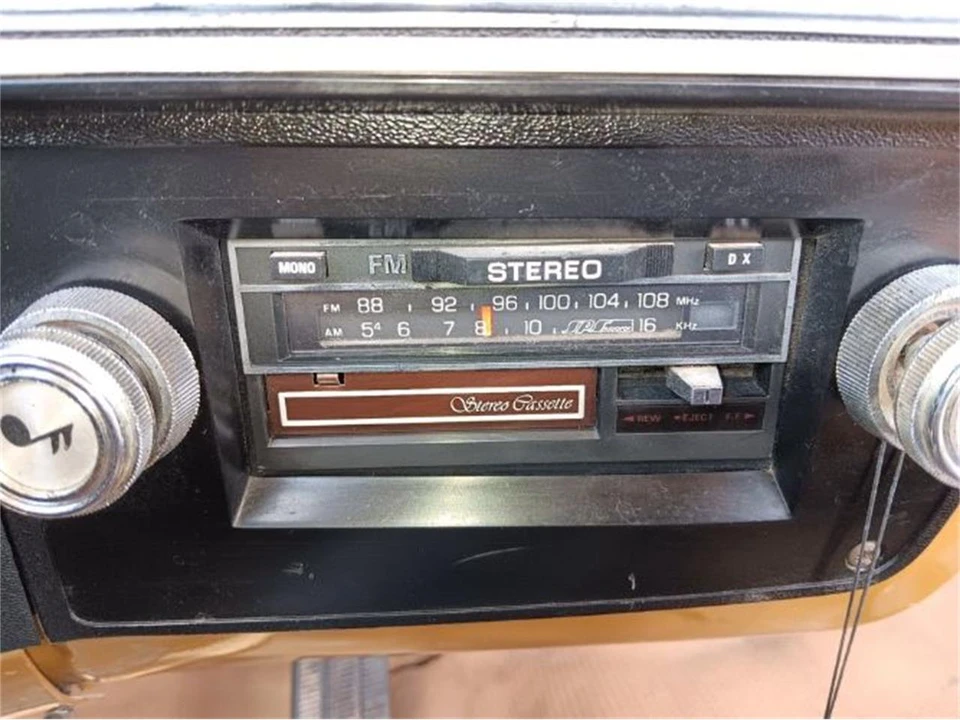 1984 Chevrolet C/K 3rd Gen - Image 2 of 15