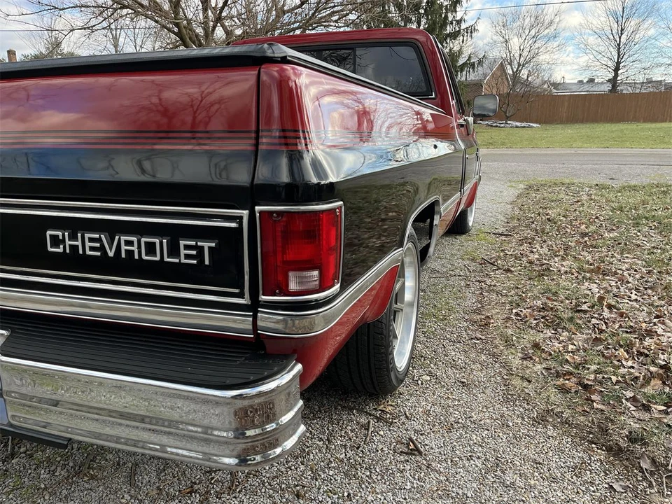 1984 Chevrolet Silverado - Image 12 of 31