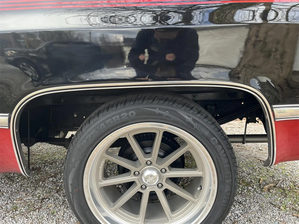 1984 Chevrolet Silverado - Image 22 of 31