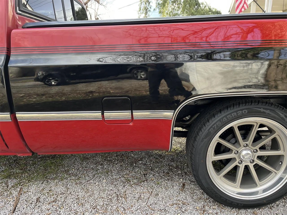 1984 Chevrolet Silverado - Image 24 of 31