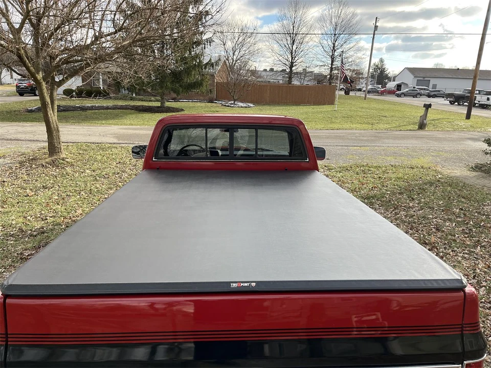 1984 Chevrolet Silverado - Image 25 of 31