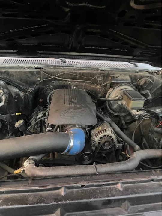 1984 Chevrolet Silverado - Image 8 of 11