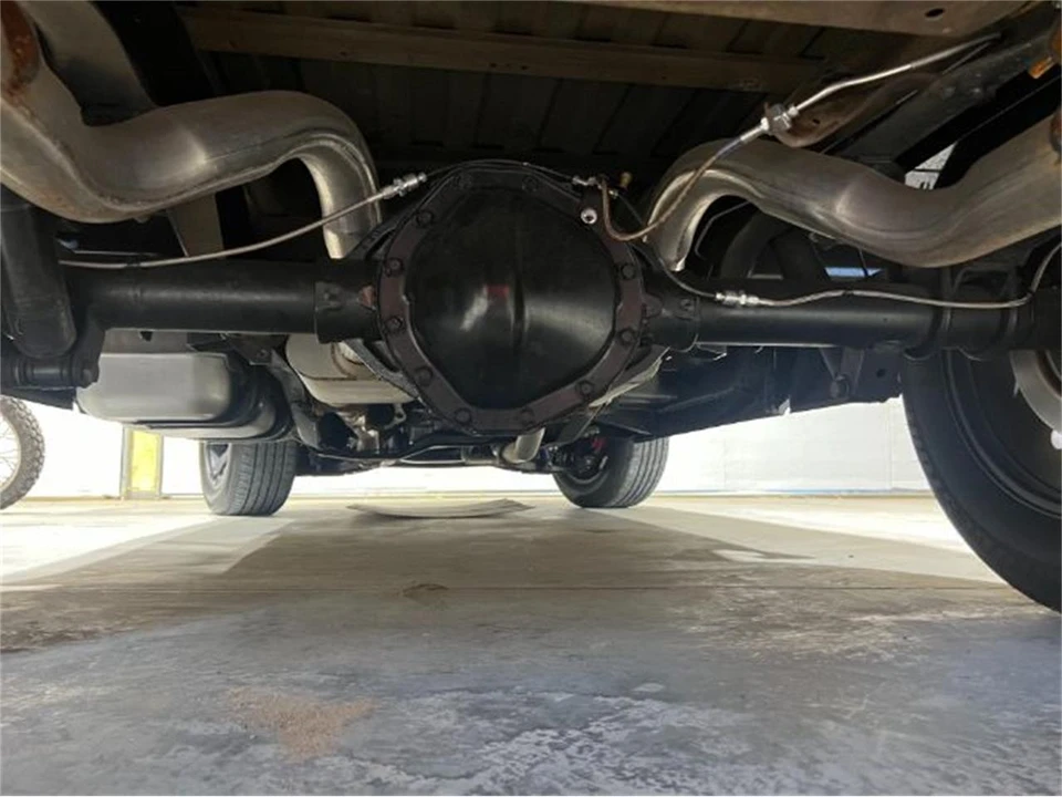 1984 Chevrolet Silverado - Image 3 of 20
