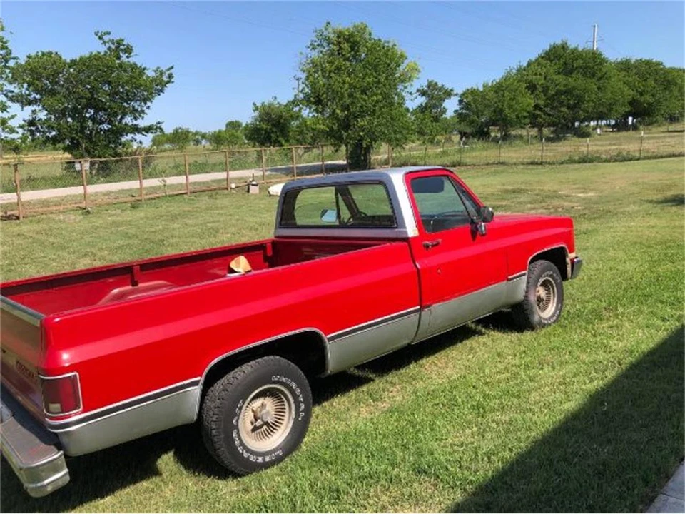 1984 Chevrolet Silverado - Image 12 of 18