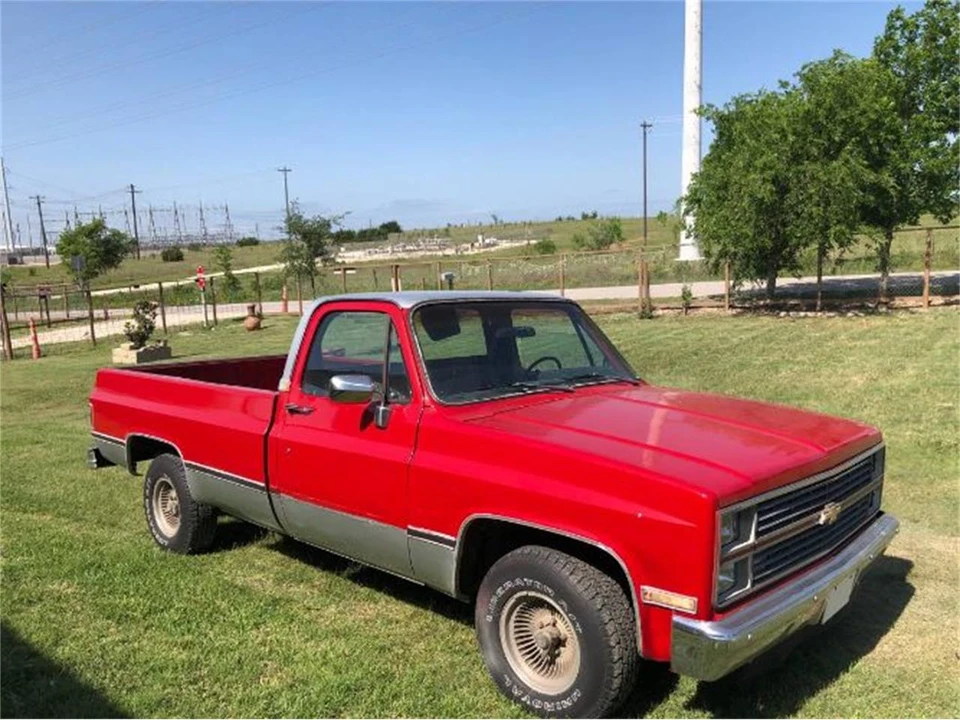 1984 Chevrolet Silverado - Image 14 of 18
