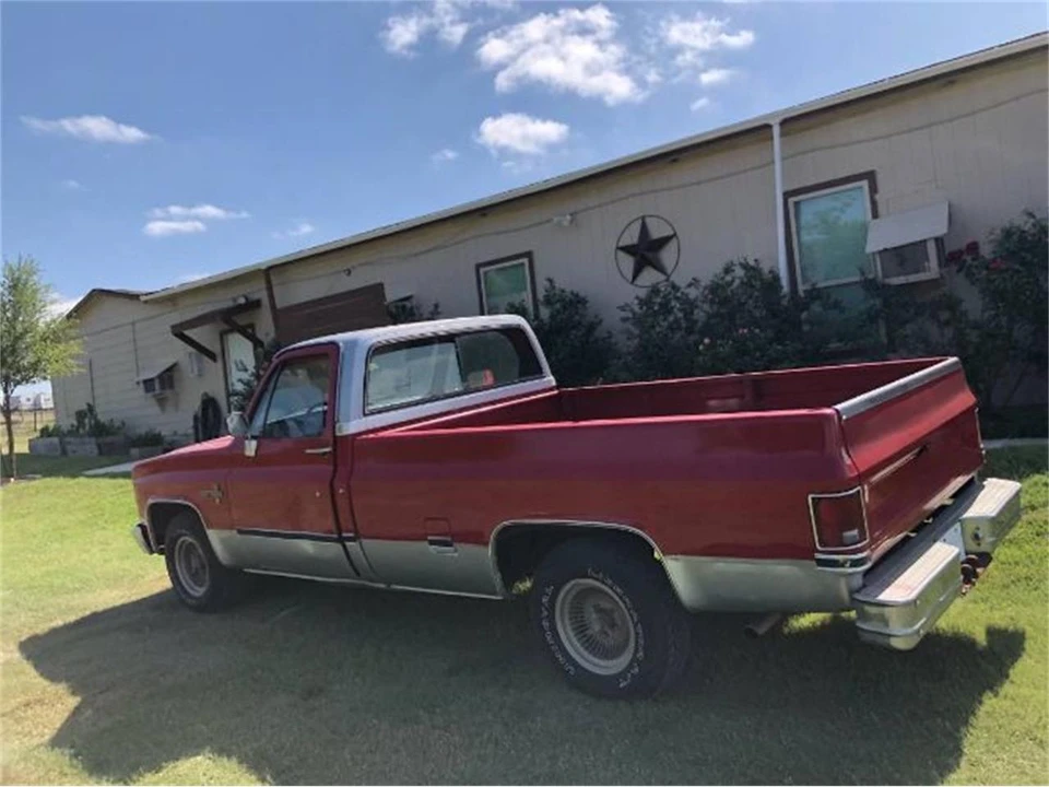 1984 Chevrolet Silverado - Image 13 of 18