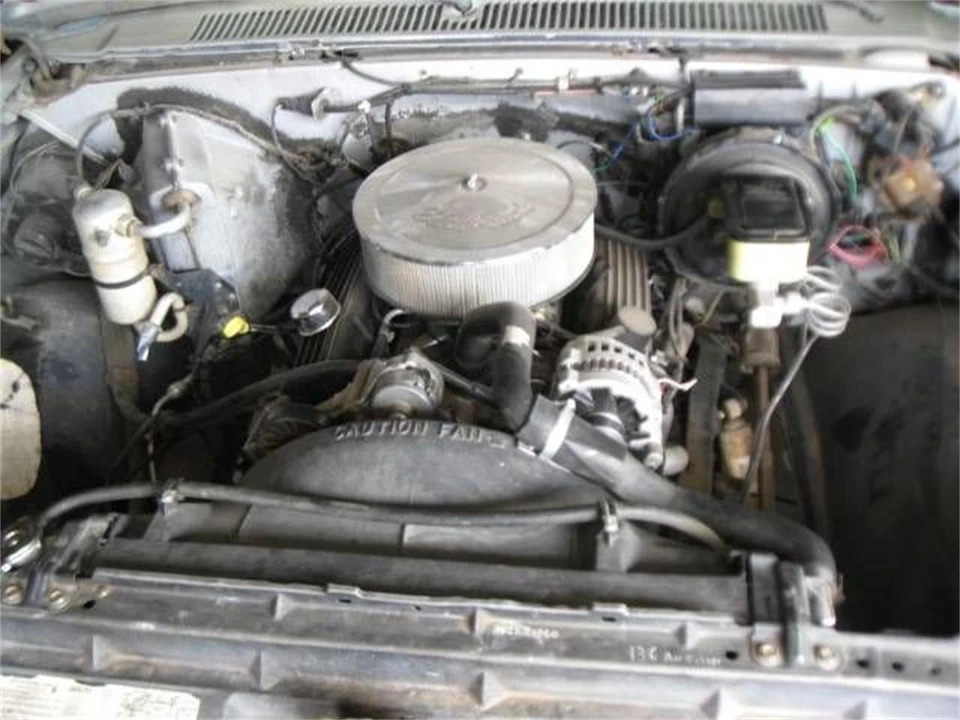 1984 Chevrolet Silverado - Image 9 of 10