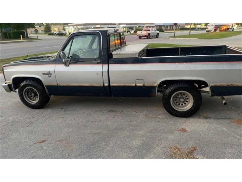 1984 Chevrolet Silverado - Image 2 of 3