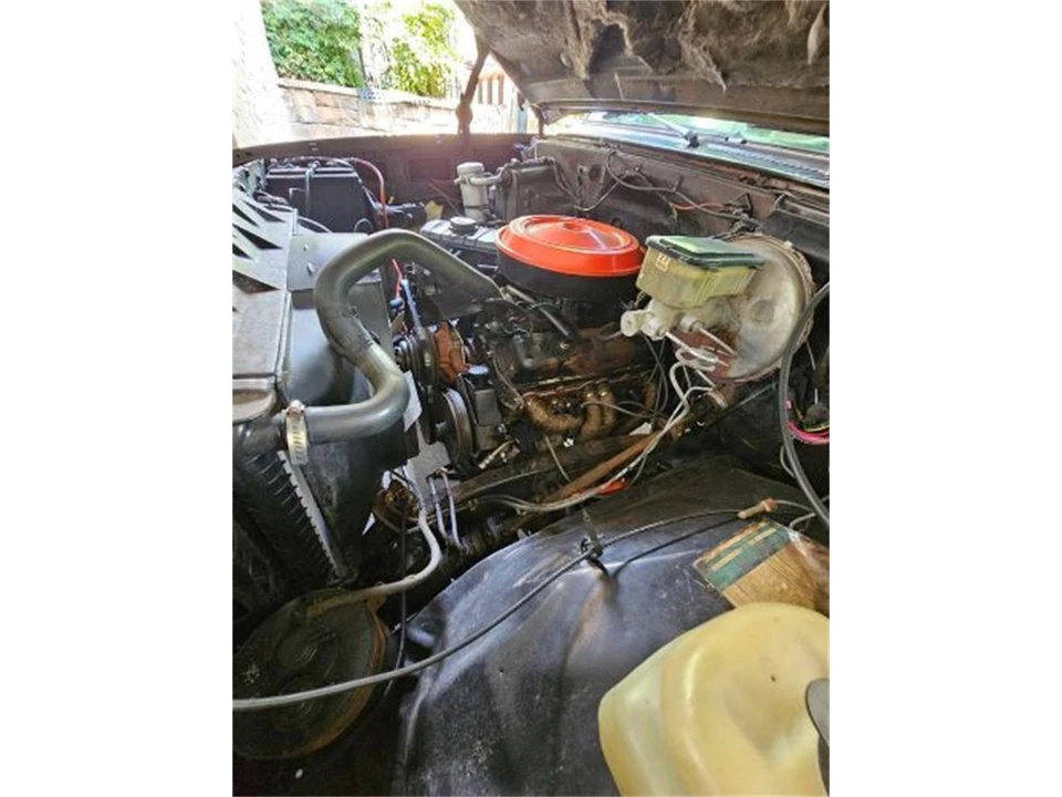 1984 Chevrolet Silverado - Image 14 of 16
