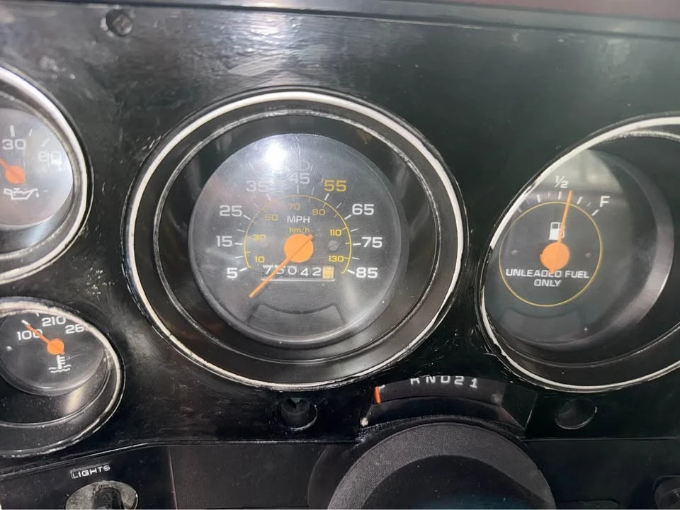 1984 Chevrolet Silverado - Image 18 of 18