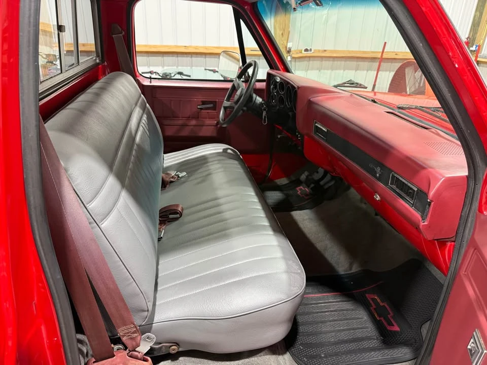 1984 Chevrolet Silverado - Image 12 of 18