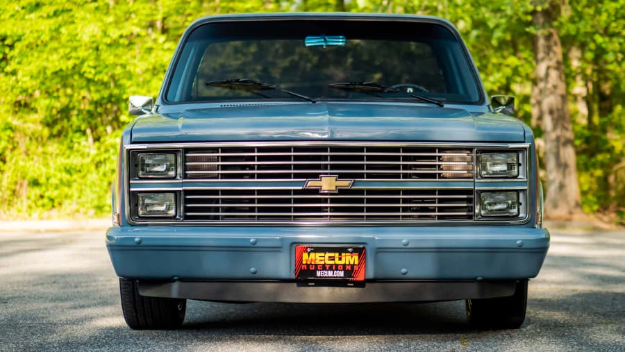1984 Chevrolet Silverado - Image 3 of 31
