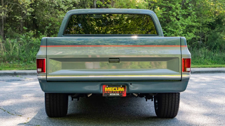 1984 Chevrolet Silverado - Image 11 of 31
