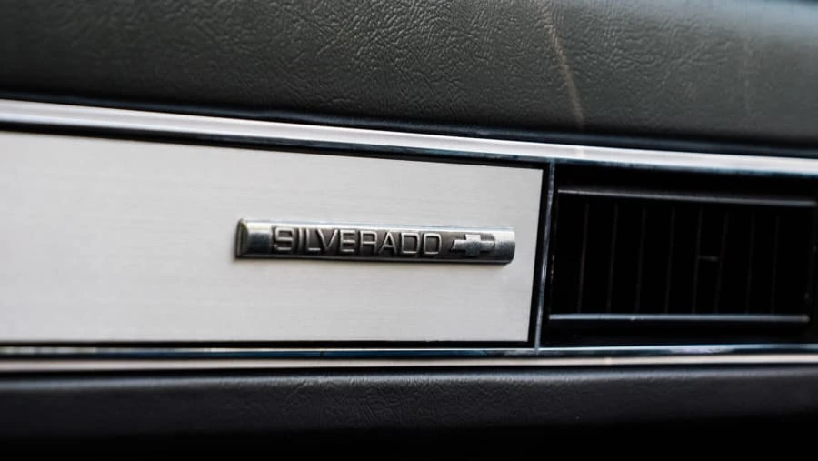 1984 Chevrolet Silverado - Image 31 of 31