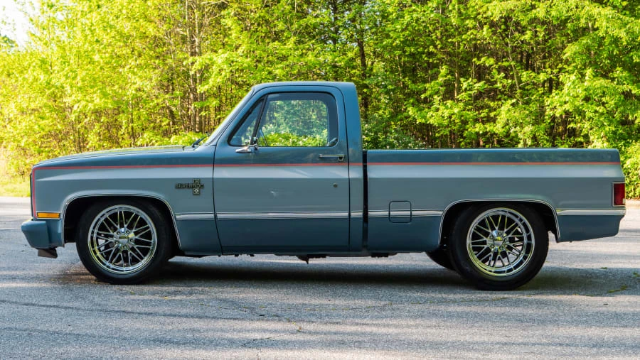 1984 Chevrolet Silverado - Image 4 of 31