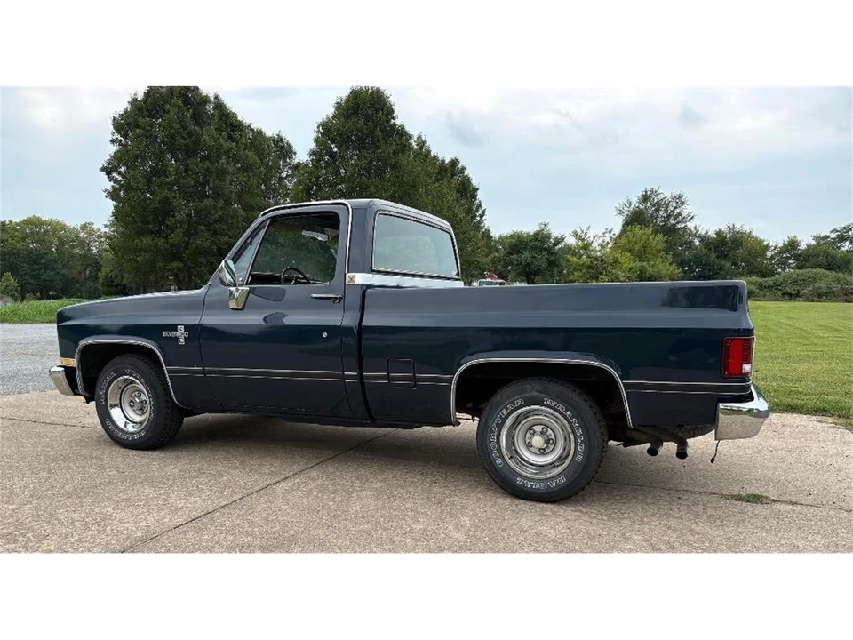 1984 Chevrolet Silverado - Image 7 of 21