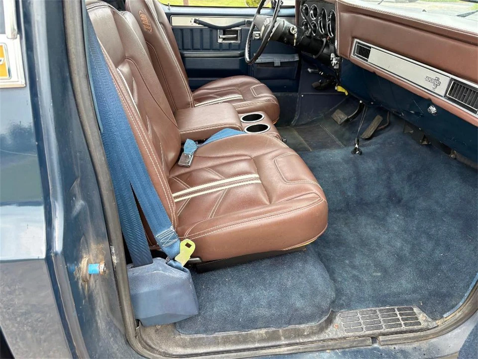 1984 Chevrolet Silverado - Image 12 of 21